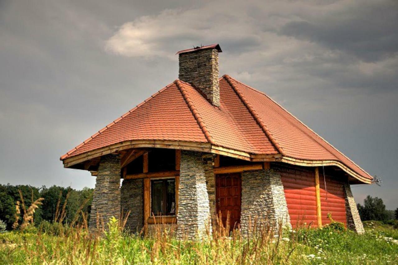 Domek Letniskowy Caloroczny W Rzemieniu Villa Luaran gambar